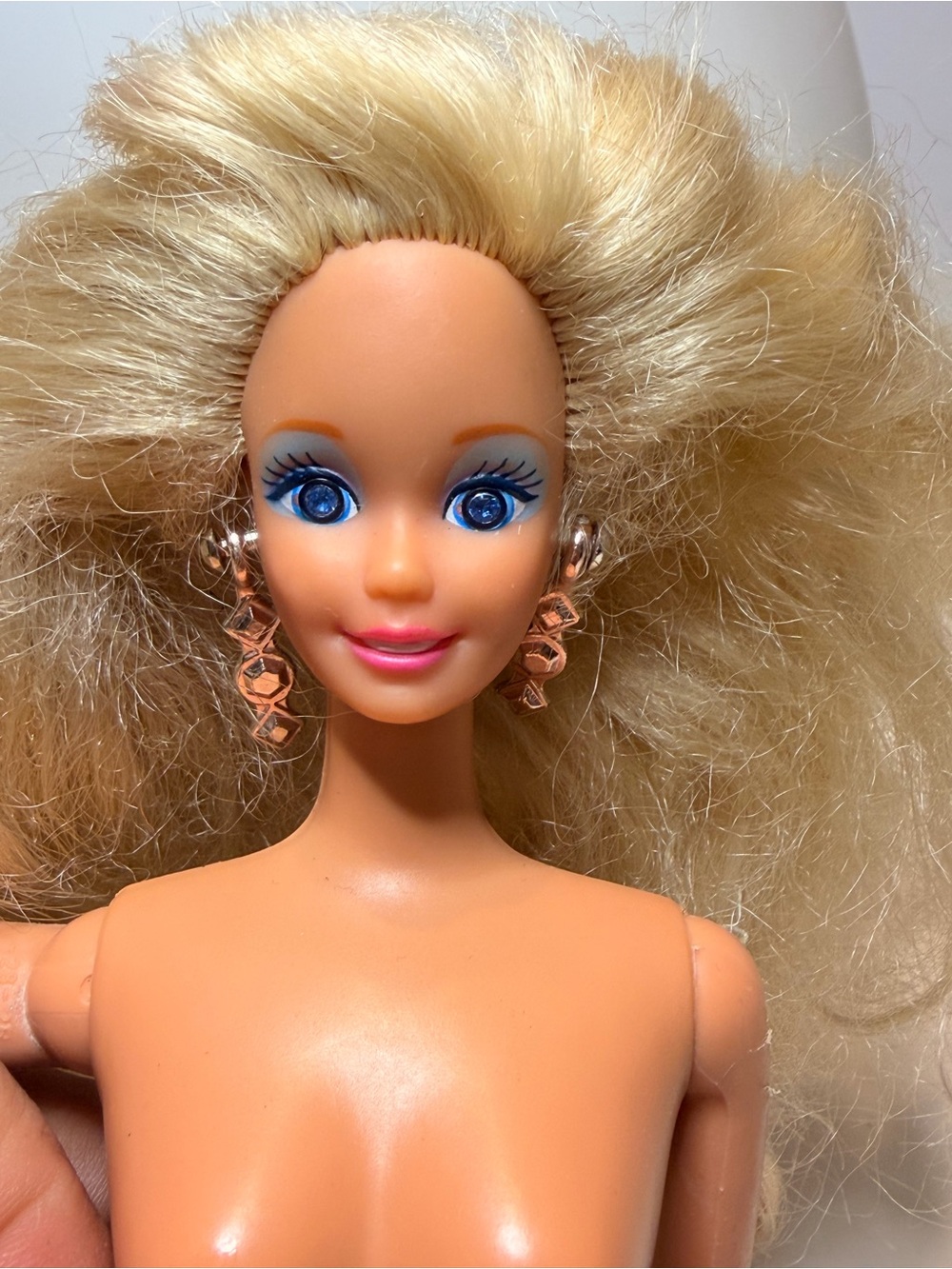 Vintage Mattel Barbie Doll - 1980s / 1990s Era - Iconic Superstar Face Mold, Blo